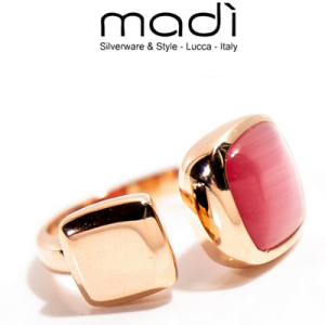 <p style="text-align: center;"><strong><a href="https://www.grifonigioielli.it/www.grifonigioielli.it/Mad%C3%AC">Mad&igrave;</a></strong></p>