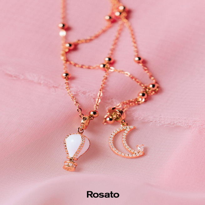 <p style="text-align: center;"><a href="https://www.grifonigioielli.it/www.grifonigioielli.it/Rosato"><span style="text-decoration: underline;"><strong>ROSATO</strong></span></a></p>